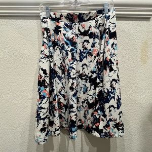Geometric skirt size M